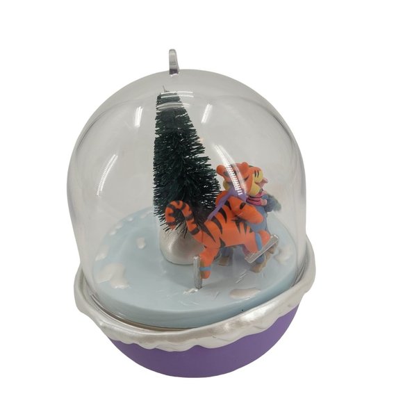 Disney Winnie The Pooh Hallmark Motion Christmas Ornament No Box 1996 - Picture 3 of 6